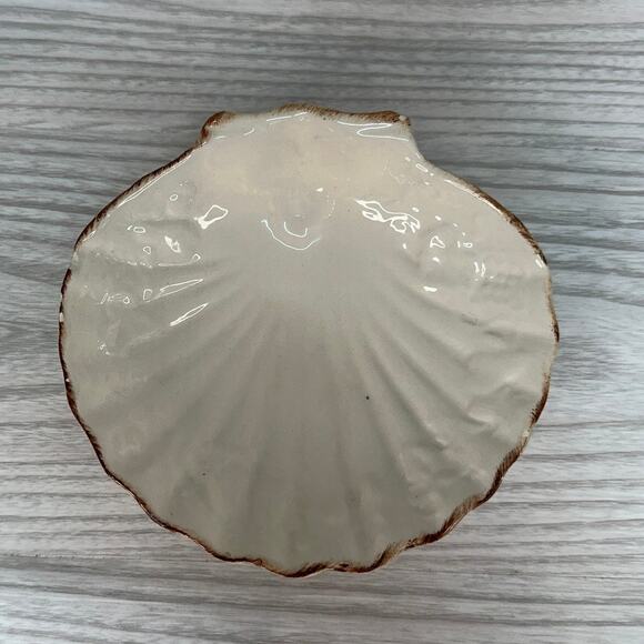 Le Grande Buffet Sabatier Shell Shaped Dish Bowl Vtg Gold Trim Dishwasher Safe - Picture 1 of 4